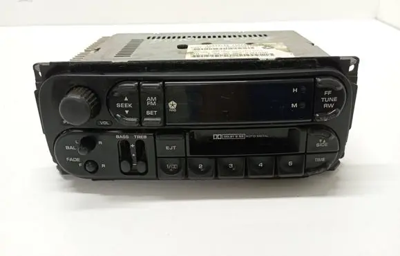Dodge Intrepid Radio/CD/DVD/GPS head unit P56038931AB 05300953