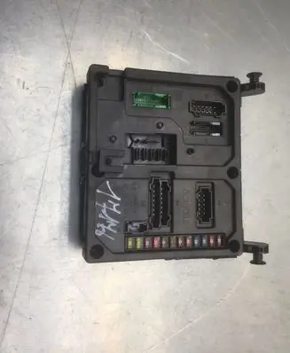 Seat Alhambra (Mk1) Fuse box set 108152001