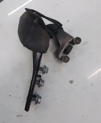 Renault Master III Sliding door middle roller runner 777640623R