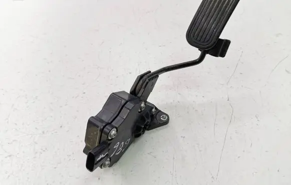 Lexus IS 220D-250-350 Accelerator throttle pedal 7811053030 1988007241 11015A0117