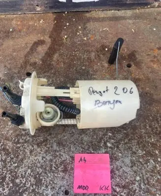 Peugeot 206 In-tank fuel pump 9633294680 02730682900