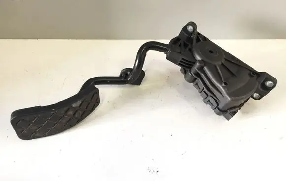 Audi A6 S6 C6 4F Accelerator throttle pedal 4F2721523