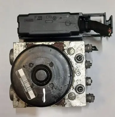 Volkswagen Golf VI ABS Pump 1K0614517BE 1K0907379AE