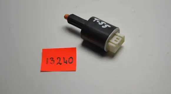 Toyota RAV 4 (XA50) Brake pedal sensor switch 271GB 27165