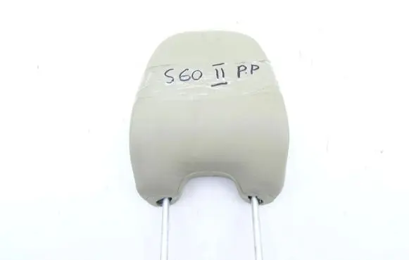 Volvo S60 Front seat headrest 