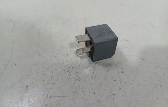 Volvo S60 Other relay 5M5T14B192