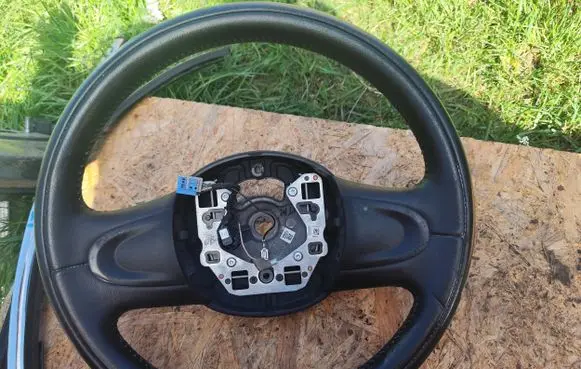 Mini Cooper Countryman R60 Steering wheel 2752964 RG23166 2375R5611
