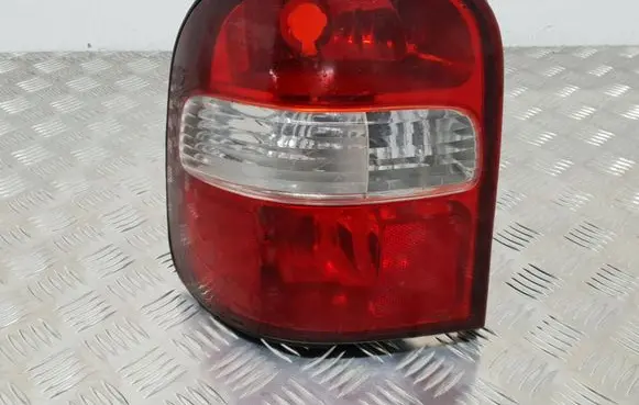 KIA Sportage Rear/tail lights 0K08051140L