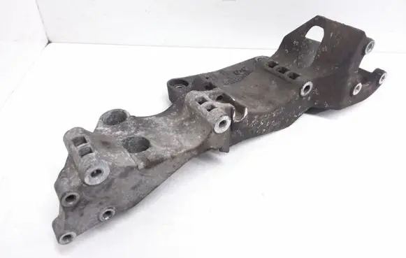 Volkswagen Sharan Generator/alternator bracket 045903143C