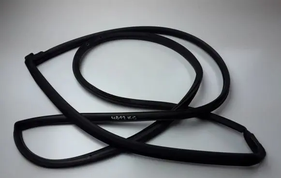 Subaru Forester SK Rubber seal rear door 63512SJ010