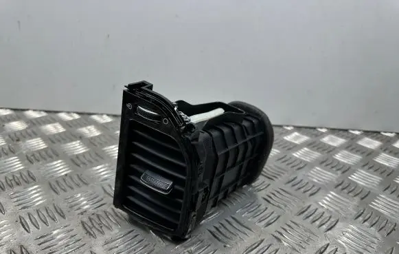 KIA Sportage Dash center air vent grill 97410F1AA0