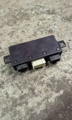 BMW 5 E39 Comfort/convenience module 689667 613569042559