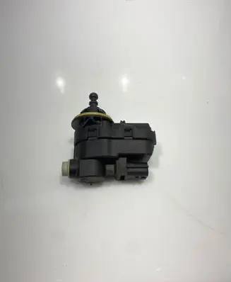 Nissan Qashqai Headlight level adjustment motor 92001203