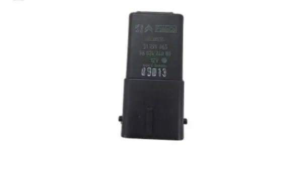 Citroen C4 II Picasso Combustion relay 9802424080