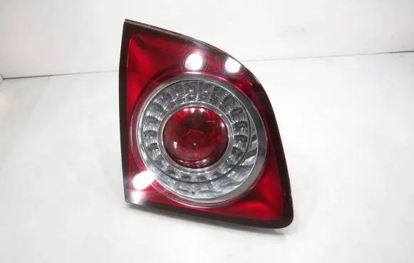 Volkswagen Golf Plus Tailgate rear/tail lights 5M0945093J 89035269