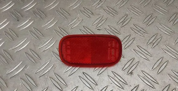 Toyota RAV 4 (XA20) Rear tail light reflector 