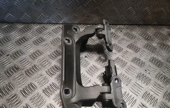 Mini Clubman F54 Tailgate/trunk/boot hinge 7438738