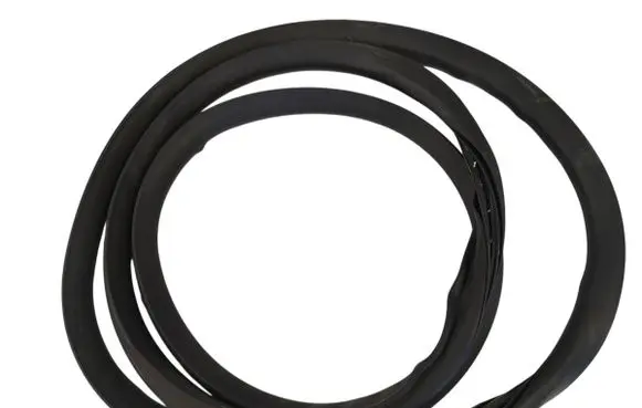 Tesla Model S Trunk rubber seal (body)