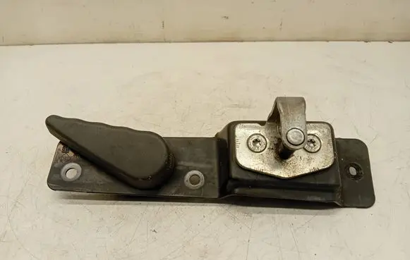 Opel Vivaro Loading door interior handle 8200323112