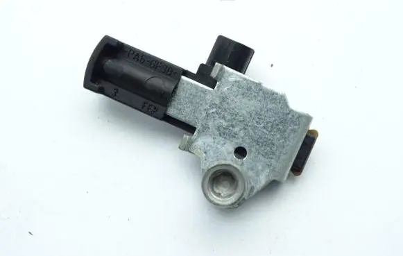 Opel Corsa E Hand parking brake sensor 