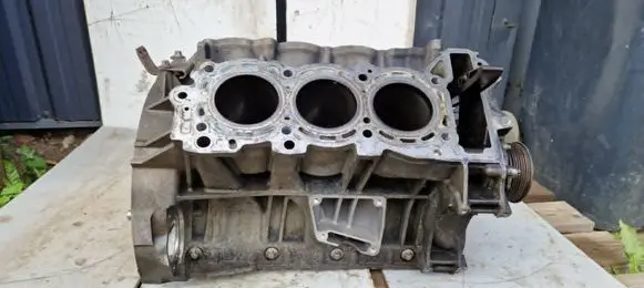Mercedes-Benz Vito Viano W639 Engine block R6420506
