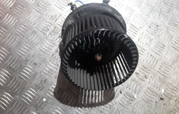 Peugeot 107 Heater fan/blower N101813C