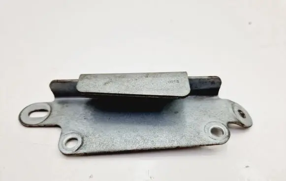 Citroen C4 II Other engine bay part