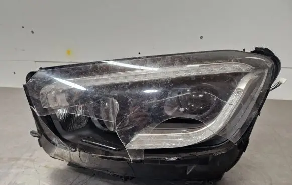 Mercedes-Benz GLC C253 Headlight/headlamp A2539068701
