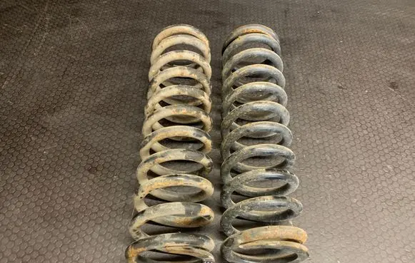 Jaguar XJ X300 Front coil spring 