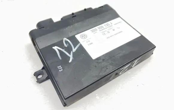 Porsche Cayenne (9PA) Keyless (KESSY) go control unit/module 3D0909135J