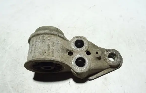 Audi A6 S6 C5 4B Rear axle beam mounts housing 8E0501521H 4B0501521E