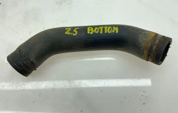 Subaru Legacy Engine coolant pipe/hose