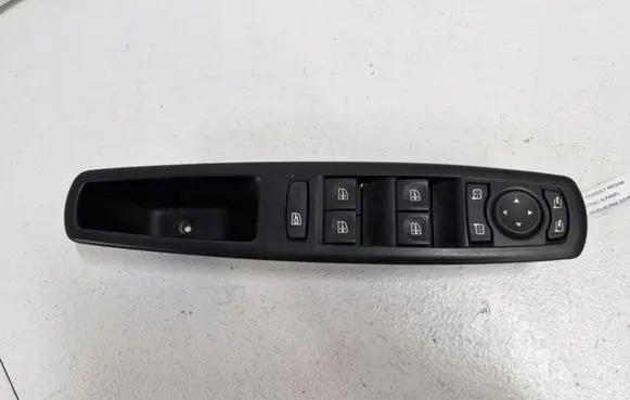 Renault Megane III Electric window control switch 809610017R