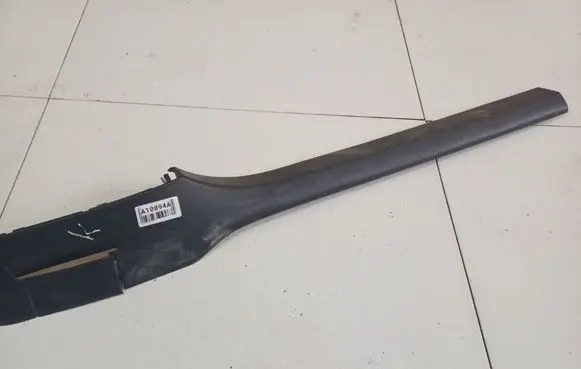 Volkswagen Golf V Front sill trim cover 1K4853371