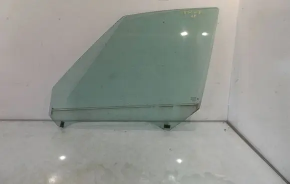 Citroen C4 I Picasso Front door window glass four-door