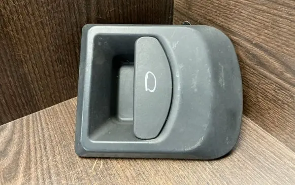 Iveco Daily 3rd gen Front door exterior handle 14525 99489590