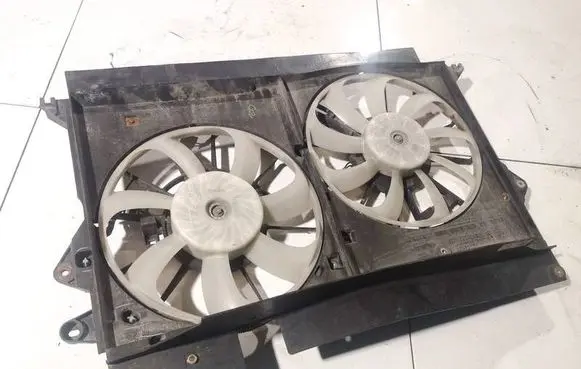 Toyota Avensis T270 Radiator cooling fan shroud MF4227503773