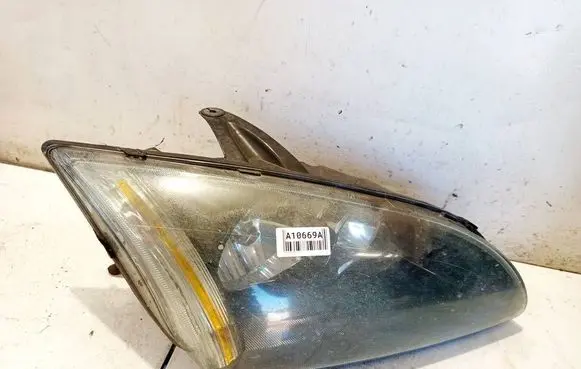 Ford Focus Headlight/headlamp
