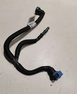 Land Rover Defender Fuel line pipe L8B29289KB
