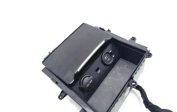 KIA Pro Cee'd III Dashboard storage box/compartment 84624J7950