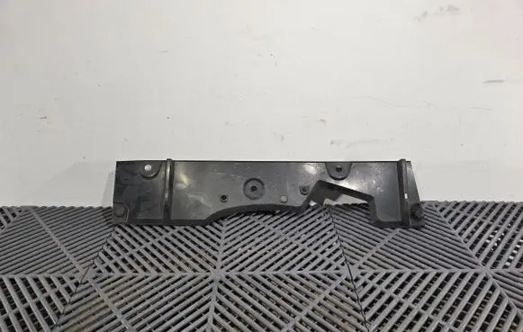 Toyota Yaris Rear bumper underbody cover/under tray 583980D020 TD20 T0Y0TA