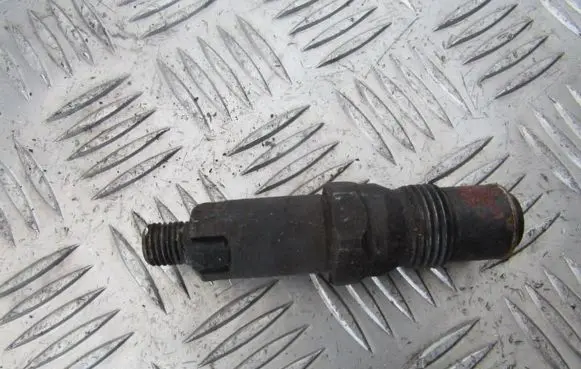 Opel Kadett E Fuel injector LCR6734501C