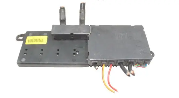 Jaguar XJ X351 Fuse module 318986049 18999000000
