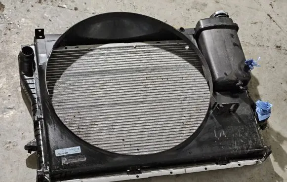 BMW 7 E38 Radiator set 1440252