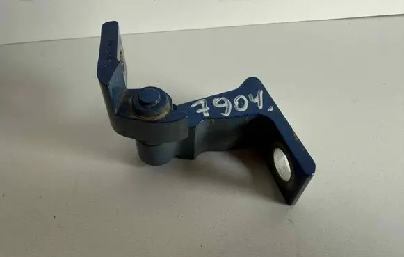 Seat Arona Front door upper hinge 8X0831404E 8X4833406A