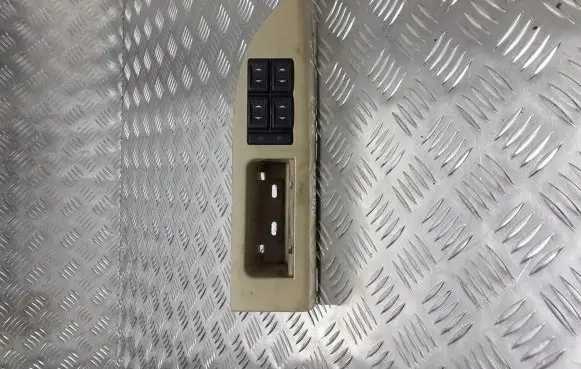 Ford Mondeo Mk III Electric window control switch