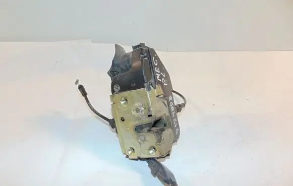 Renault Megane II Front door lock 8200027776 8200027780
