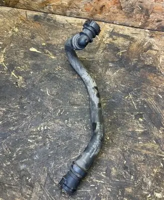 Peugeot 308 Engine coolant pipe/hose 980398698001 890098698001