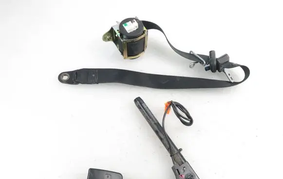 Ford Focus C-MAX Front seatbelt 3M51R61208AD 3M51R61294AC