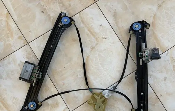 Audi A7 S7 4G Front window lifting mechanism without motor 4G8837462A